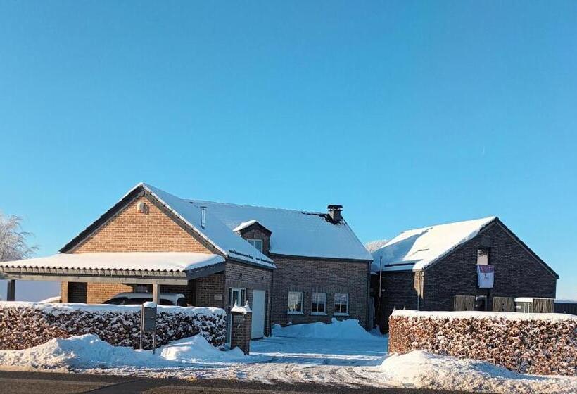 ペンション Au Sarseyis   Studio D Hôtes   Studio équestre