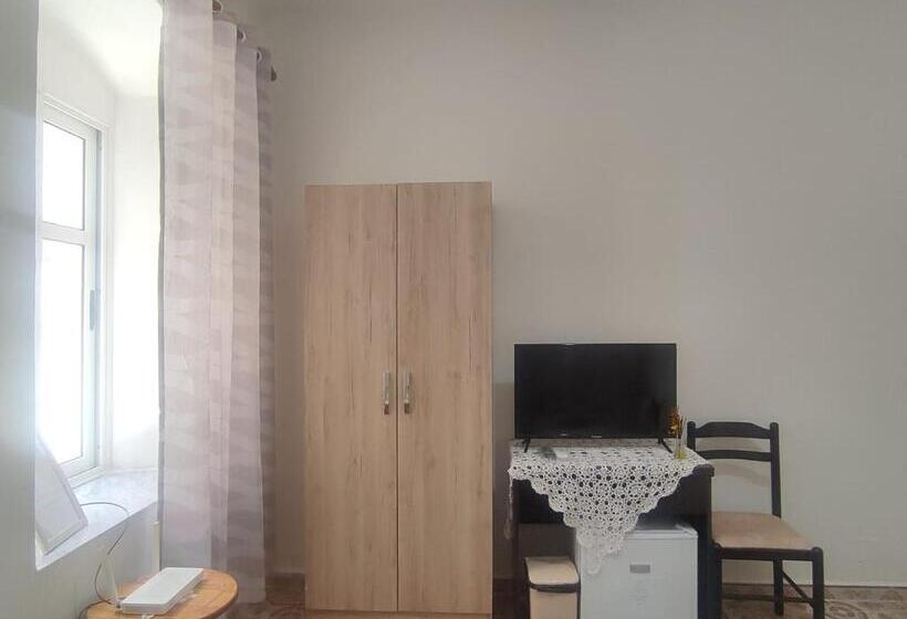 פנסיון Buda House Gorice