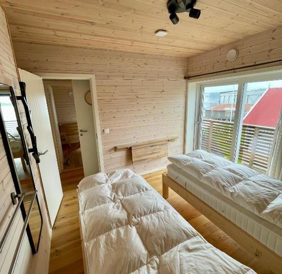 بنسيون Ecolodge Båthuset 69nord