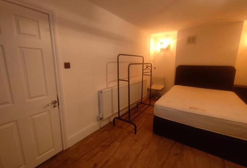 بنسيون Edwin House