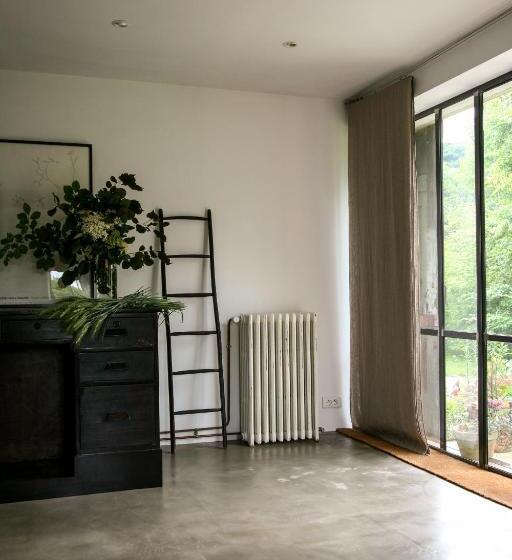 بنسيون Etxeaona