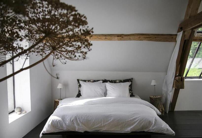 بنسيون Etxeaona