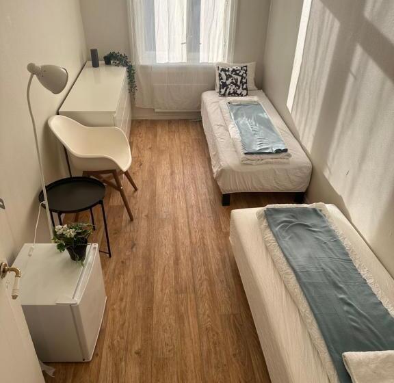 بنسيون Oslo Center President Suites
