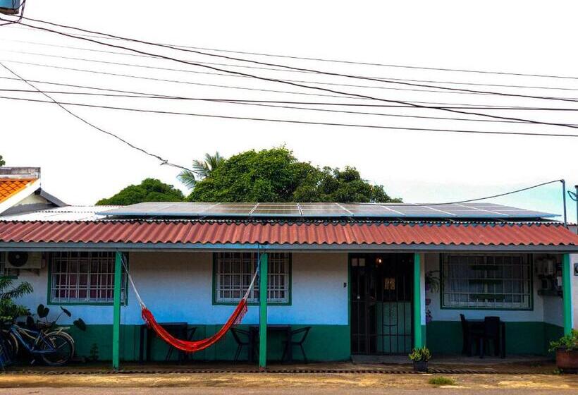 بنسيون Hostal Síndigo