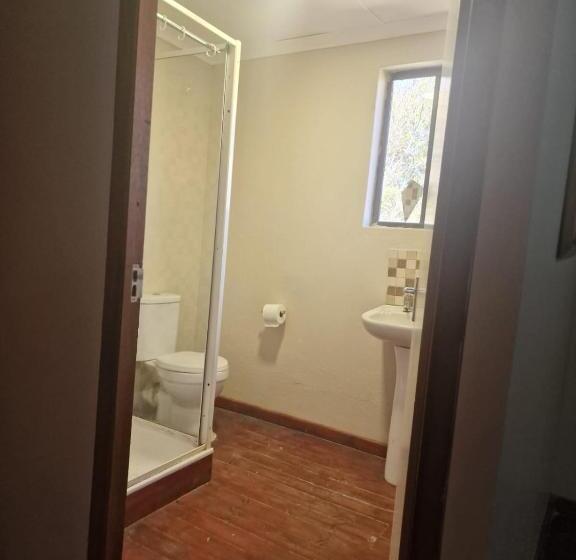 פנסיון Imvunge Villa & Venue