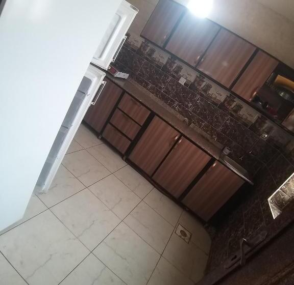 پانسیون Karak Guest House