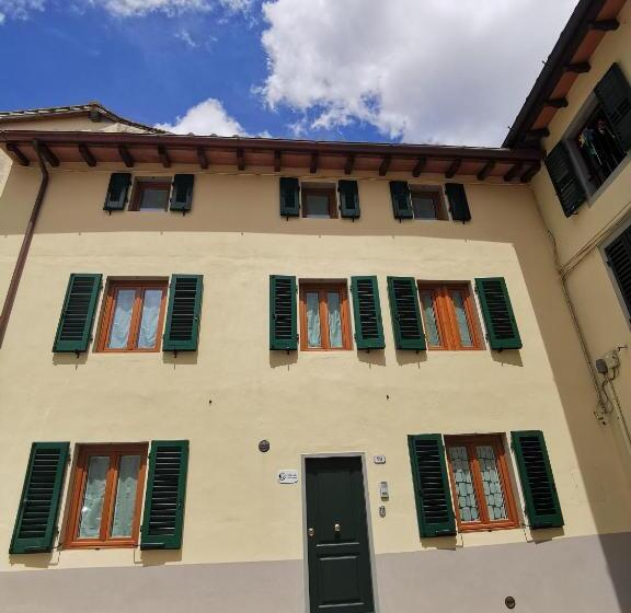 פנסיון La Piazzetta   Affittacamere