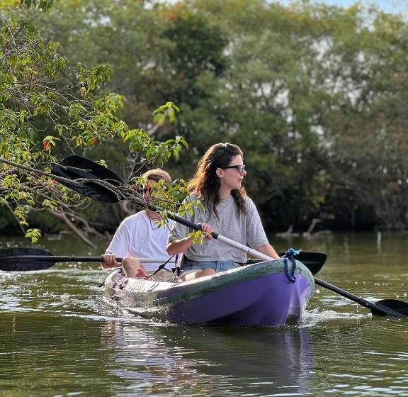 Пансион Maritime Nest Cabanas