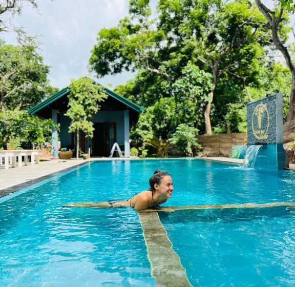 Пансион Maritime Nest Cabanas