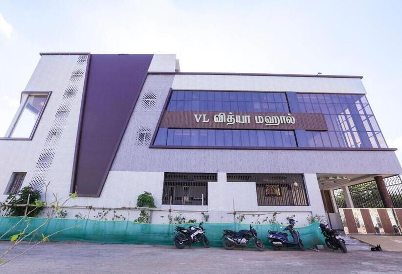 펜션 Naga Luxury Suites  Triple Bed Room   Driver Free Stay