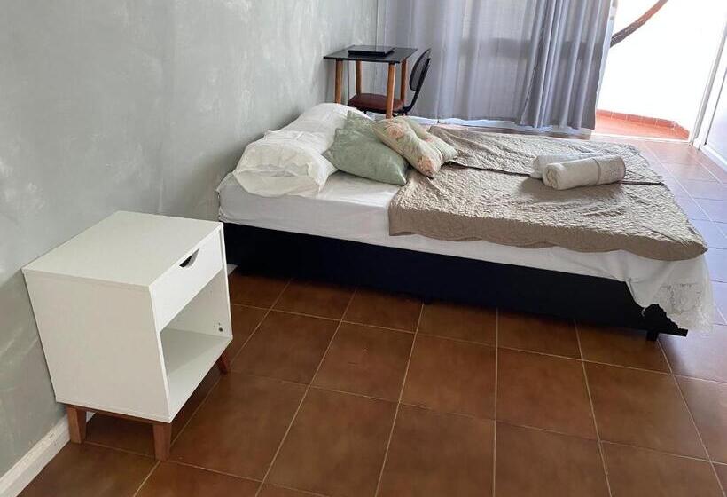 Panzió Quarto Com Varanda
