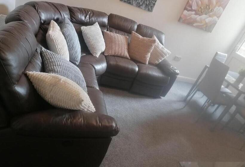 بنسيون Rossy Home Of Relaxations