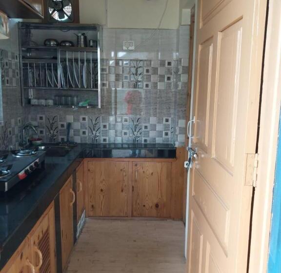 بنسيون Sain Homestay