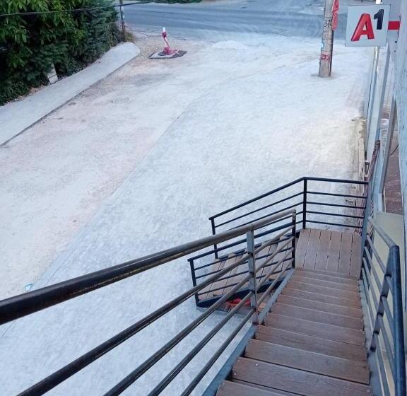 پانسیون Stefi Kompani