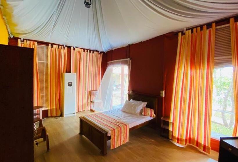 Пансион Suwa Arana Family Resort