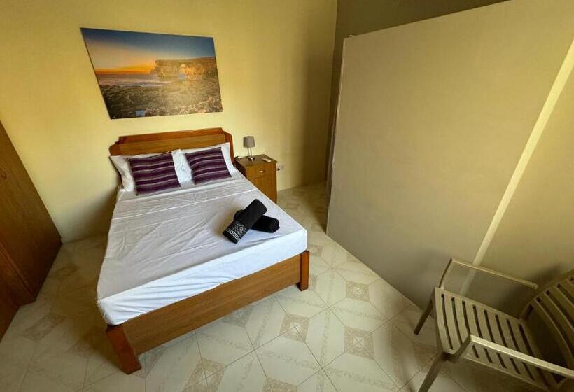 پانسیون Tigrija Apartment By The Nest