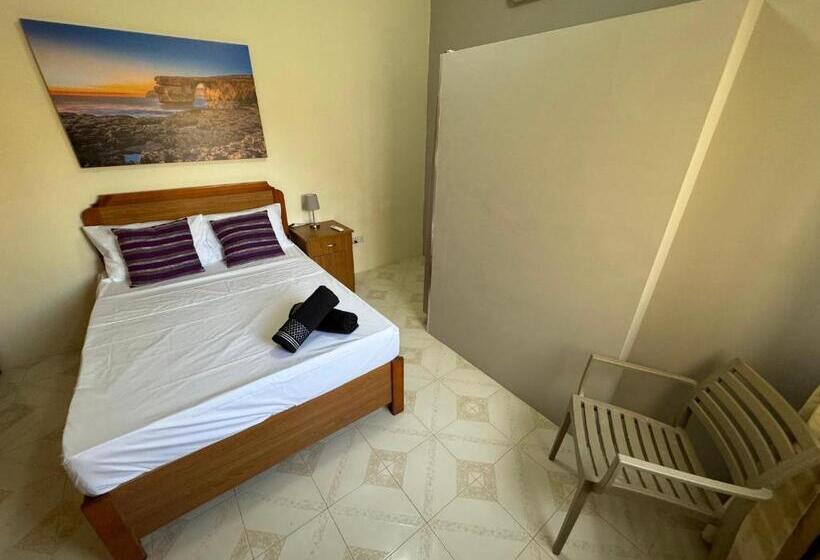 پانسیون Tigrija Apartment By The Nest