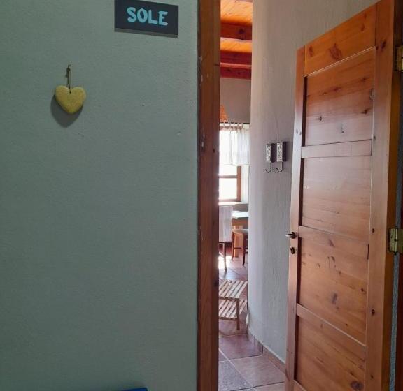 פנסיון Villa Mugs