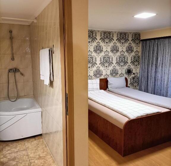 پانسیون Casa Heidi