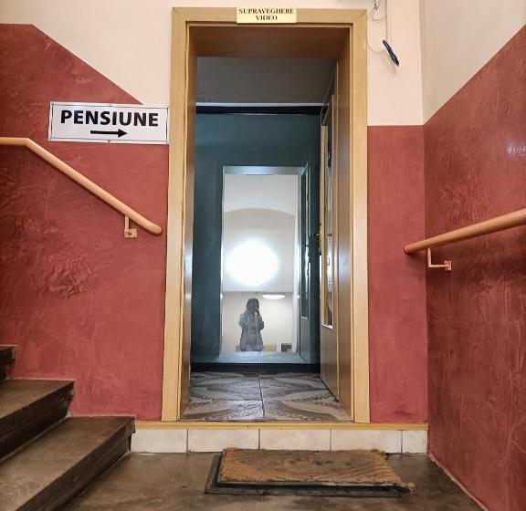 פנסיון Casa Heidi