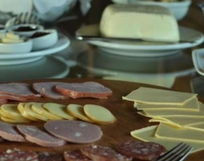 Pousada Hotel Pequizeiro