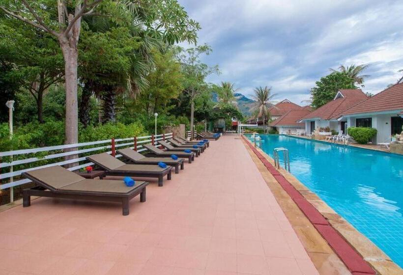 Privacy Beach Resort & Spa