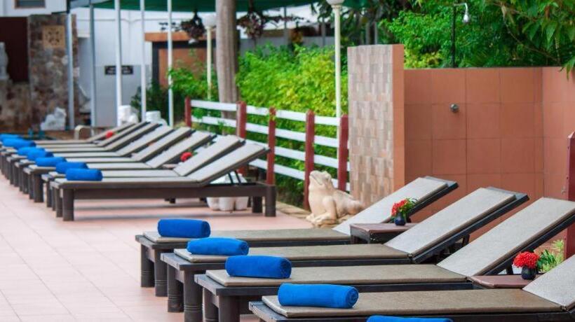 Privacy Beach Resort & Spa