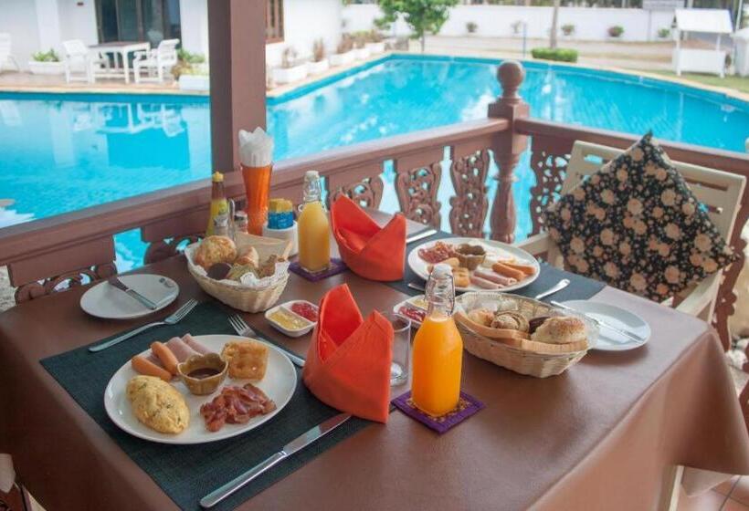 Privacy Beach Resort & Spa