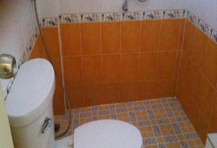 منتجع Baan Gon Chompu