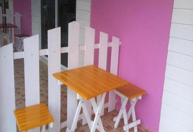 منتجع Baan Gon Chompu