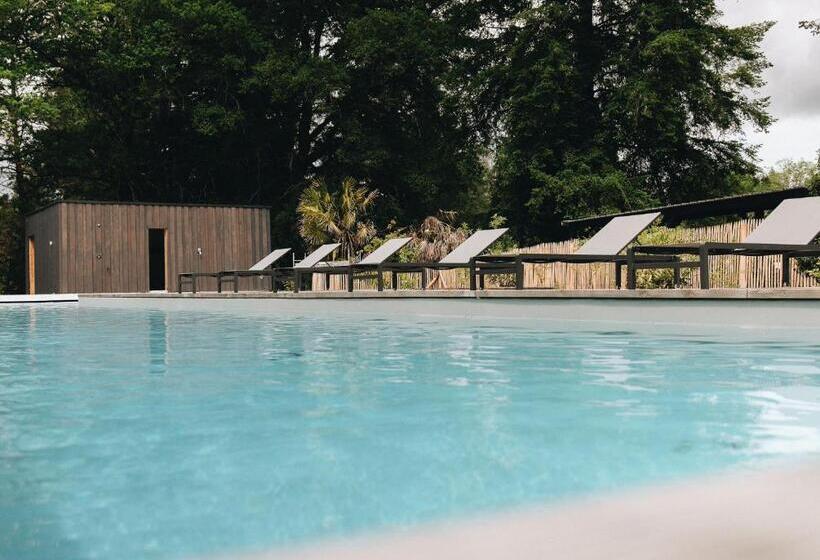 منتجع Bandiat Le Domaine