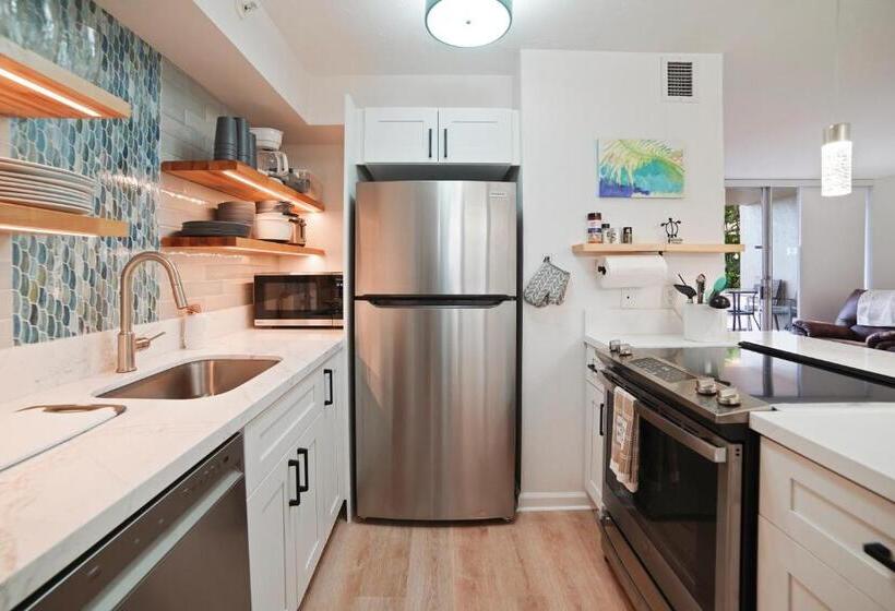 استراحتگاه Royal Kahana   106