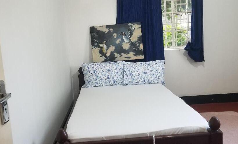 Safari Hostel Tanzania