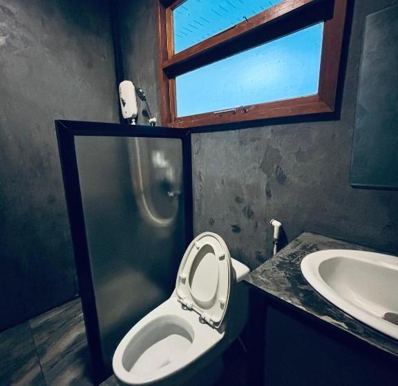 The Good View Erawan Resort