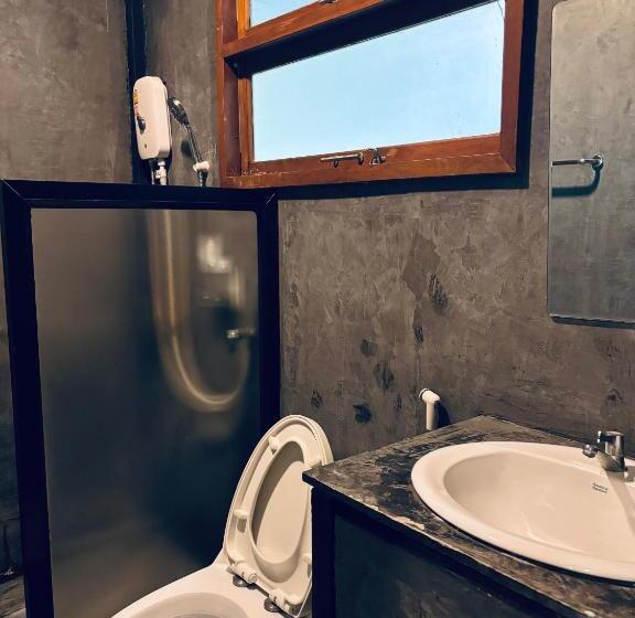 The Good View Erawan Resort