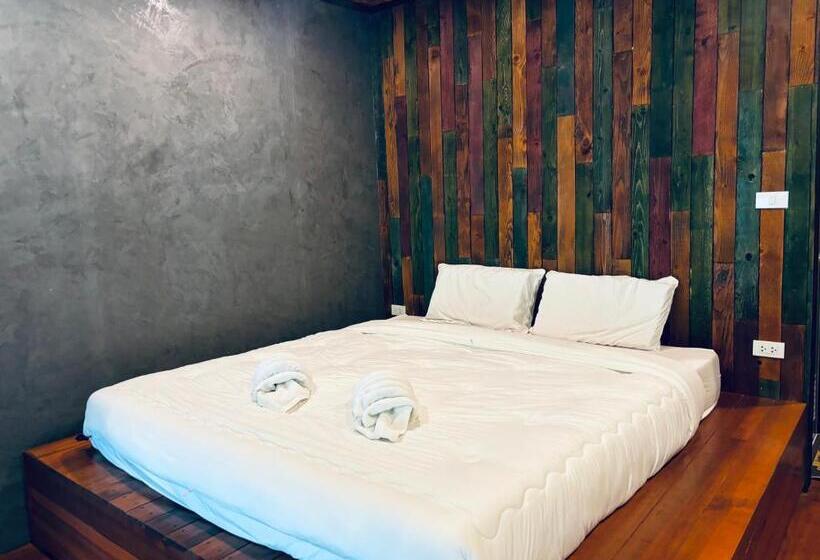 The Good View Erawan Resort