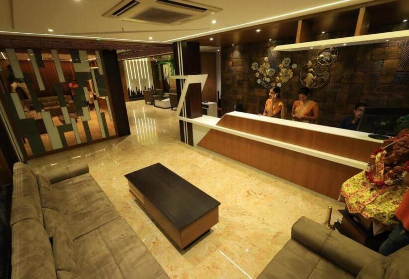 The Hotel Saaj Premium