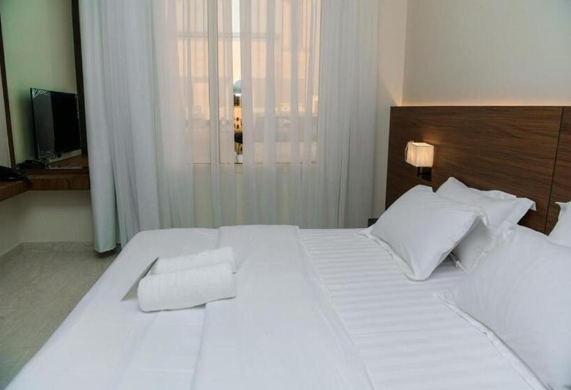 فندق لامار   فرع القادسية