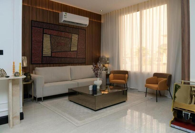 فندق لامار   فرع القادسية