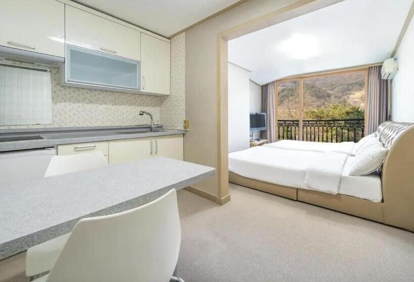 Cheongpyeong Family Hotel Caviar Resort