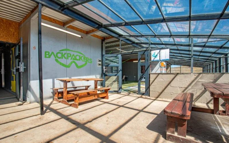 فندق صغير Afri Adventure Backpackers
