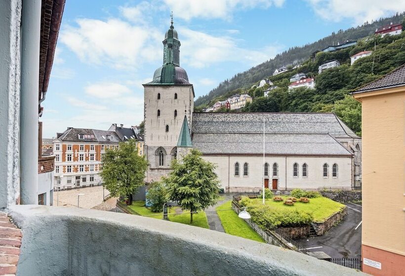 فندق صغير Breeze Hotel Victoria - Self-Service