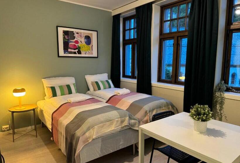 فندق صغير Breeze Hotel Victoria - Self-Service