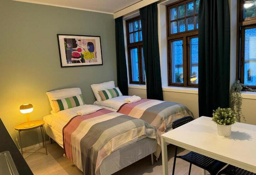 فندق صغير Breeze Hotel Victoria - Self-Service