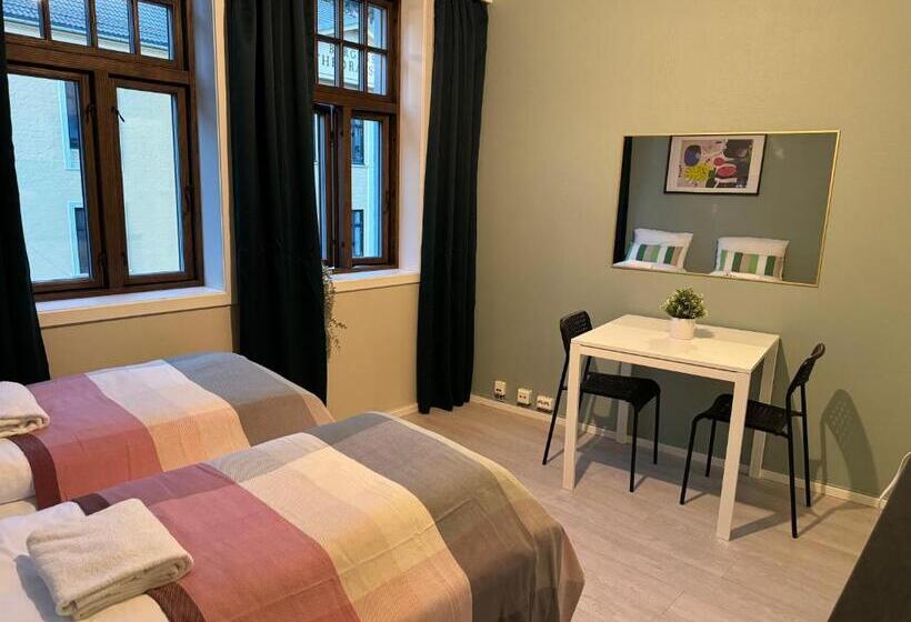 فندق صغير Breeze Hotel Victoria - Self-Service