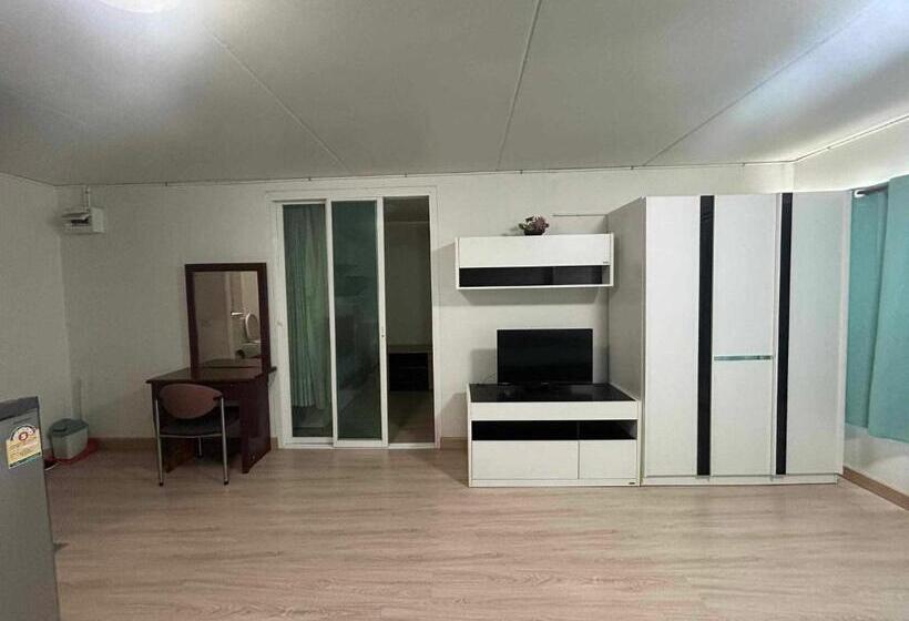 Общежитие Popular Condo