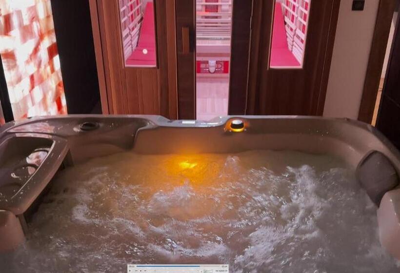 민박 Eden De Roques