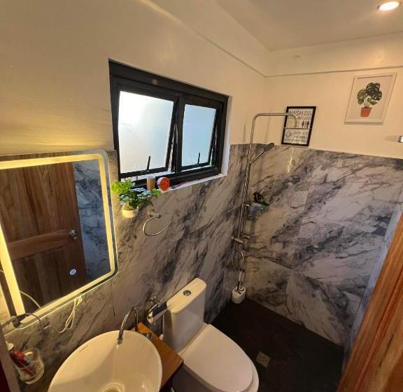 تختخواب و صبحانه Hakuna Villas