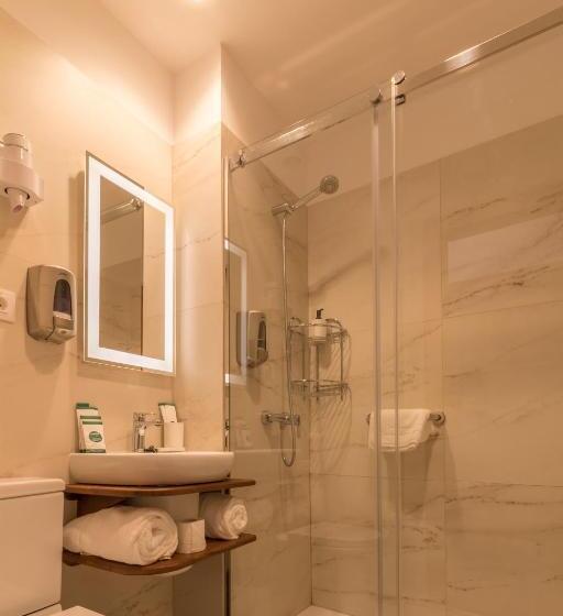 تختخواب و صبحانه Holiday Time Calle Real