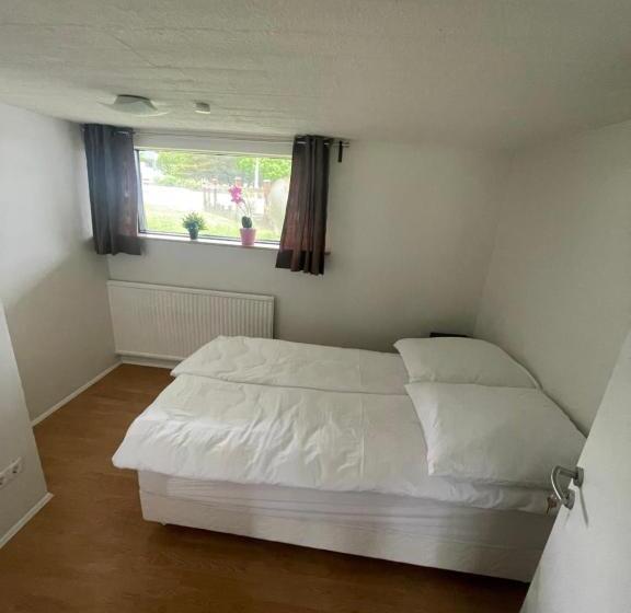 تختخواب و صبحانه Kirkjufell Aparament